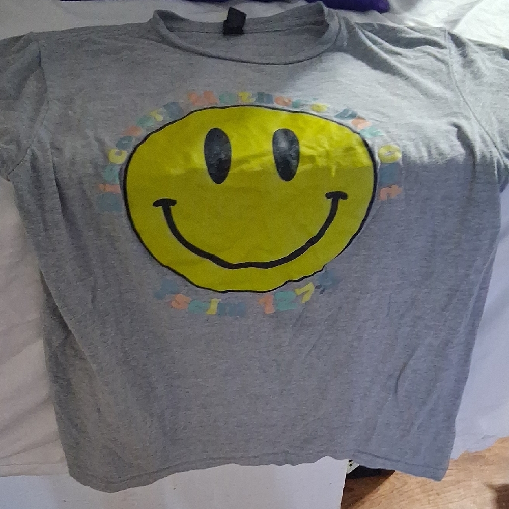 Gildan Gray Kids T-Shirt with Yellow Smiley Face